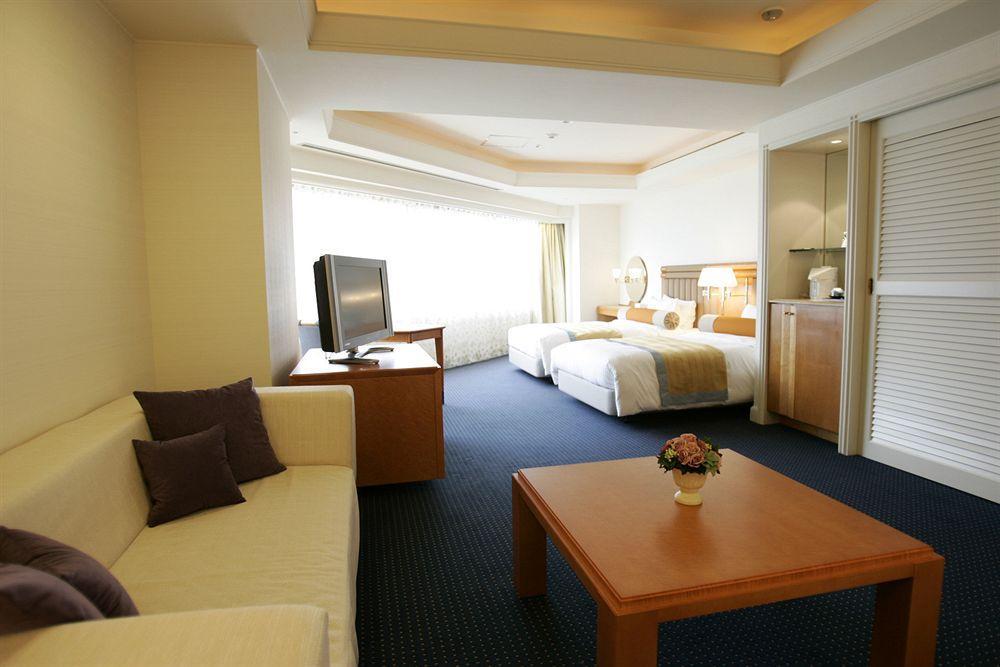 Ana Holiday Inn Tokyo Bay By Ihg Kamer foto