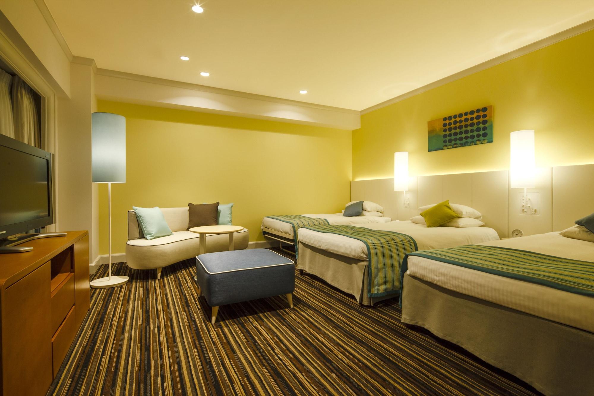 Ana Holiday Inn Tokyo Bay By Ihg Buitenkant foto