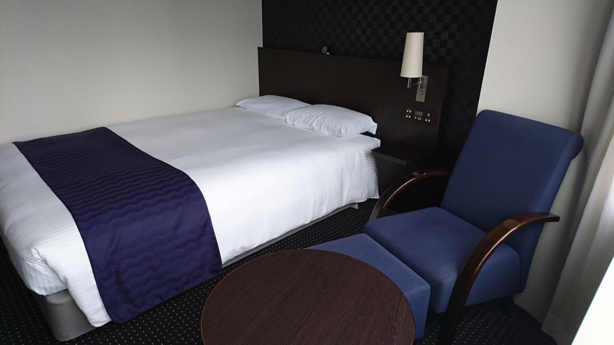 Ana Holiday Inn Tokyo Bay By Ihg Buitenkant foto