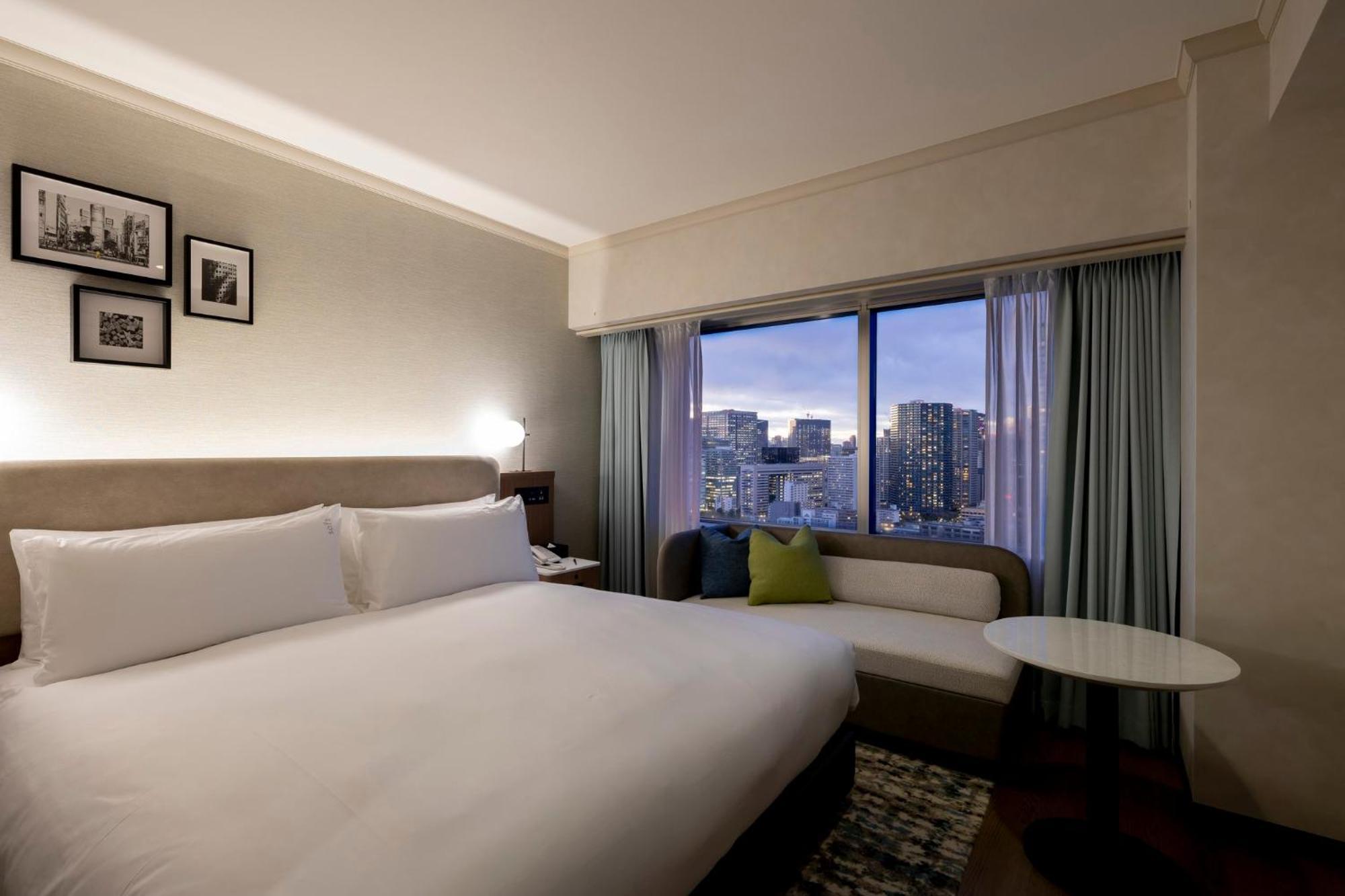 Ana Holiday Inn Tokyo Bay By Ihg Buitenkant foto